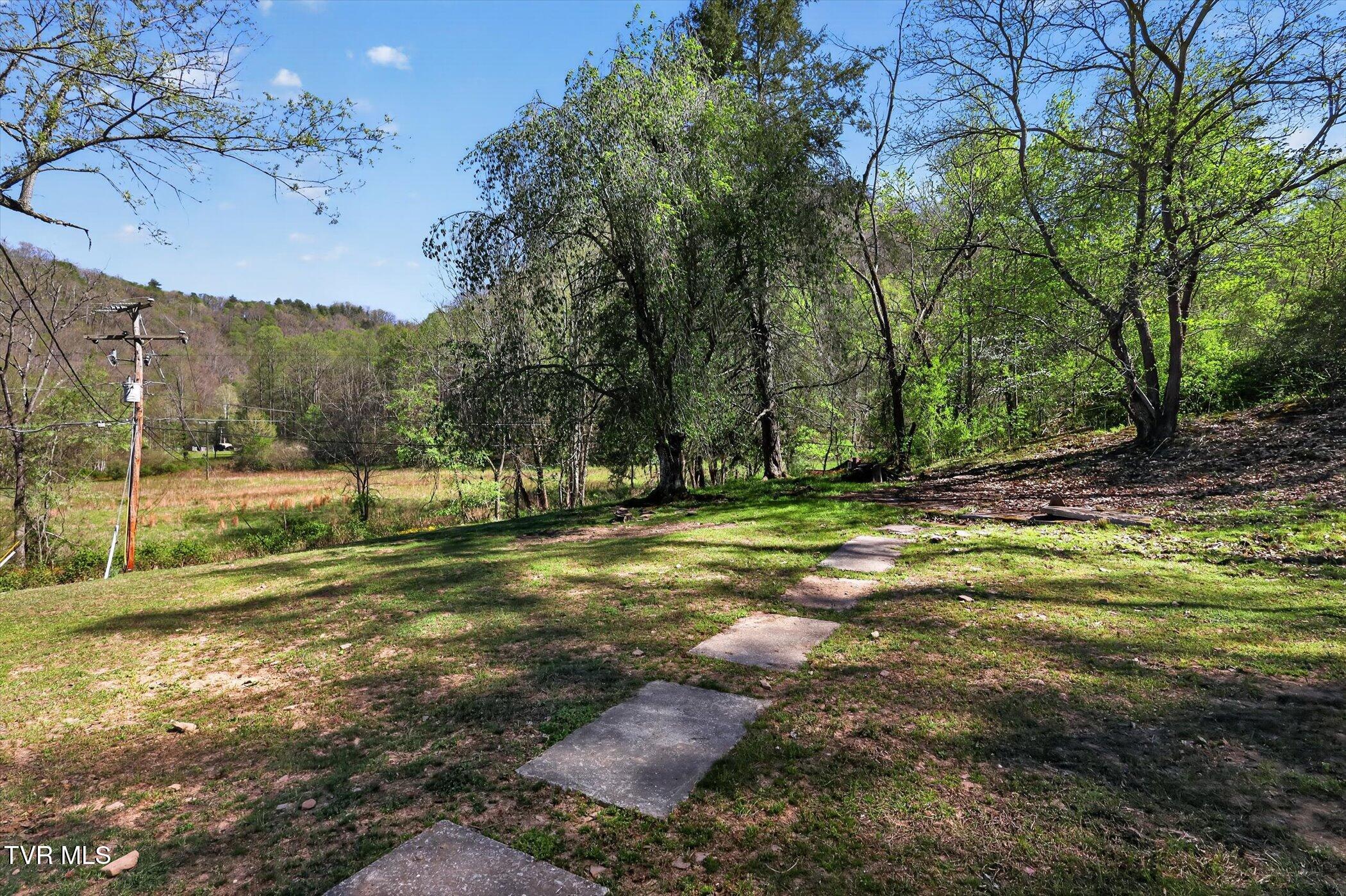 11343 Robinson Hollow Road Wise, VA 24293 - Photo 5 of 64 entrance to property