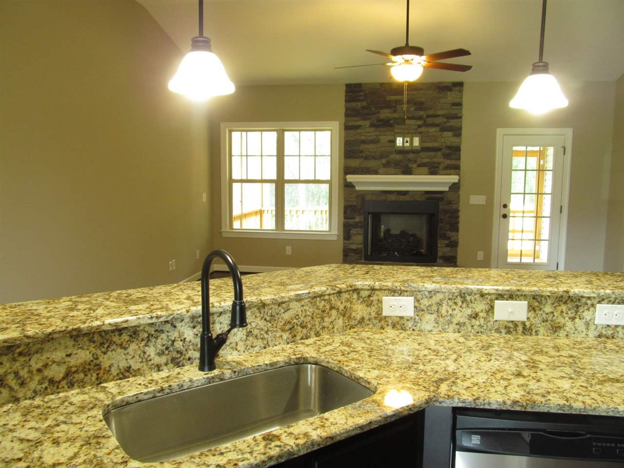 551 Gordon Road Clayton, NC 27520 - Photo 10 of 25 Kitchen