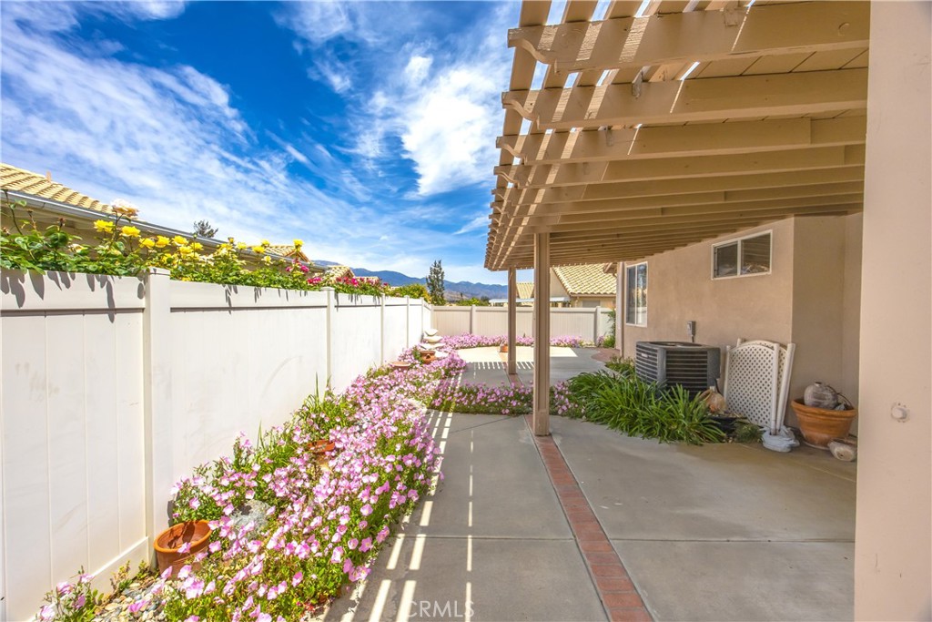 1961 Riviera Avenue Banning, CA 92220 - Photo 52 of 60