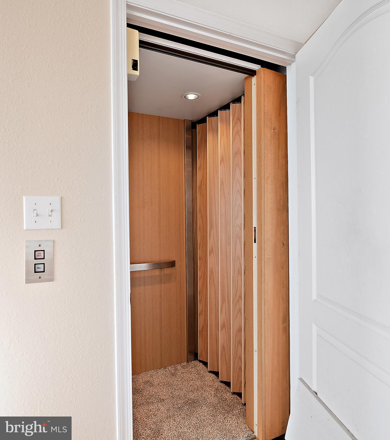 8 Riverside Court Berlin, MD 21811 - Photo 21 of 55 Elevator