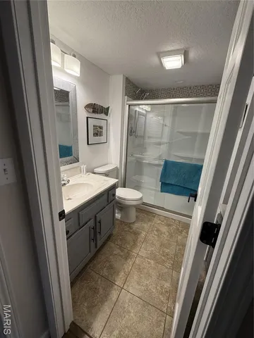 $315,000 | 611 Lazy Days Road, Unit Z1, Osage Beach, MO 65065