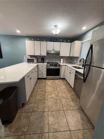 $315,000 | 611 Lazy Days Road, Unit Z1, Osage Beach, MO 65065