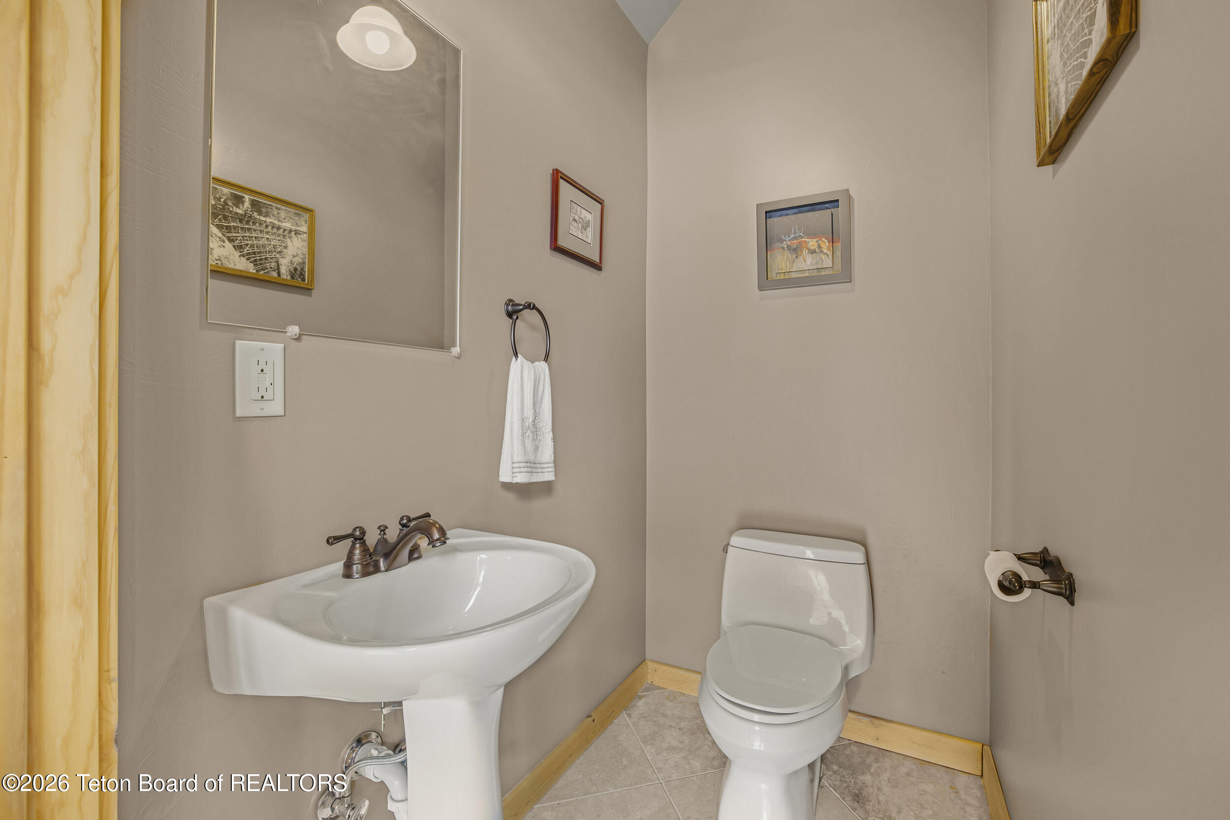 49 Dell Creek Road Alpine, WY 83128 - Photo 44 of 76 38_2g0a1143