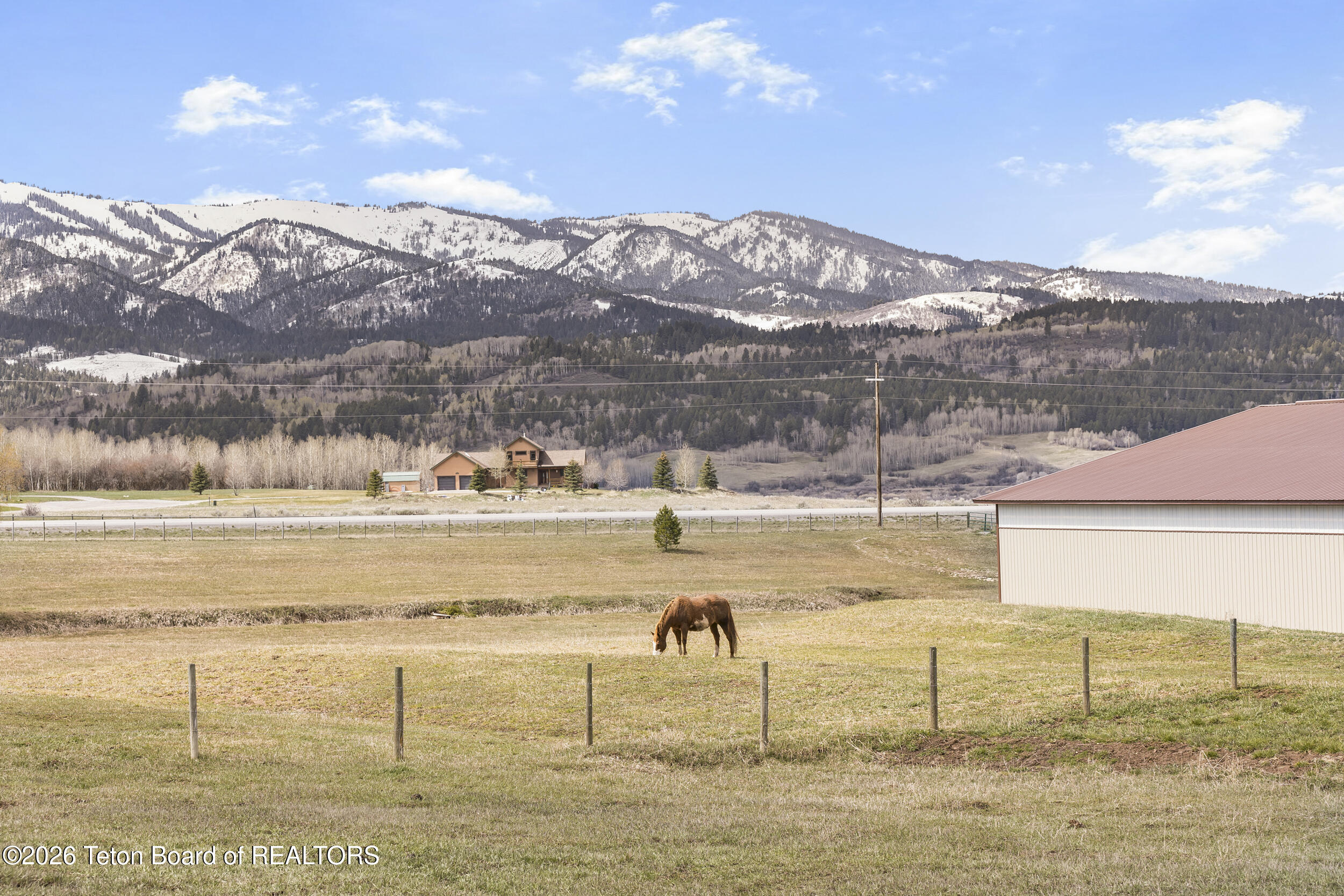 49 Dell Creek Road Alpine, WY 83128 - Photo 6 of 76 68_2g0a1315