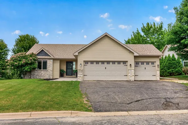 $439,900 | 515 10th Avenue Northeast, Lonsdale, MN 55046