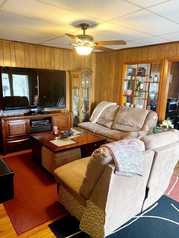 236 Gifford Road Westport, MA 02790 - Photo 5 of 17 Gallery Image 5