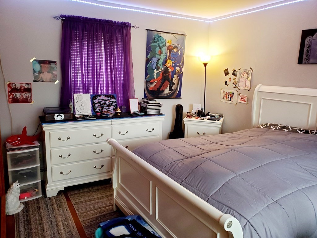 236 Gifford Road Westport, MA 02790 - Photo 8 of 17 Gallery Image 8