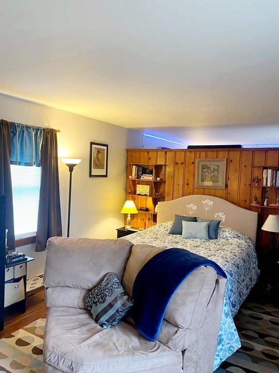 236 Gifford Road Westport, MA 02790 - Photo 10 of 17 Gallery Image 10