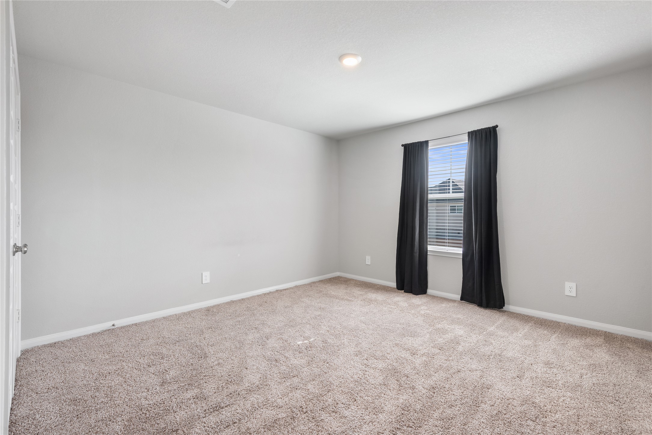 1203 Cascade Hls Drive Rosharon, TX 77583 - Photo 22 of 25 a view of an empty room