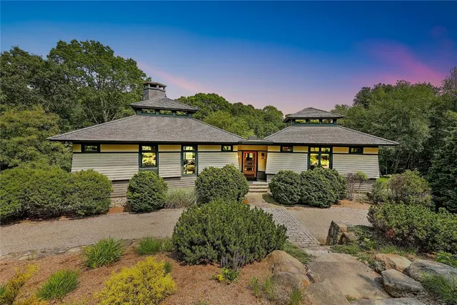 $2,850,000 | 13 No Bottom Ridge Road, Westerly, RI 02891