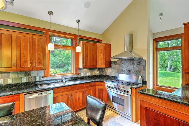 $2,850,000 | 13 No Bottom Ridge Road, Westerly, RI 02891