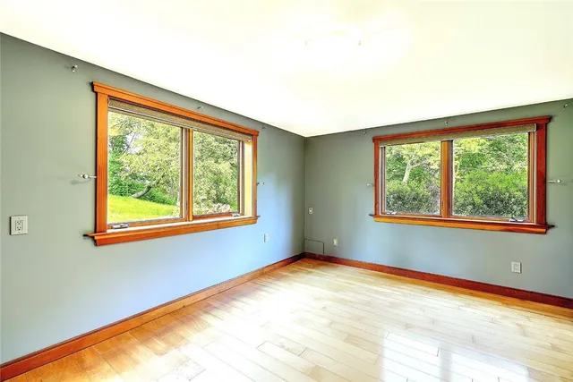 $2,850,000 | 13 No Bottom Ridge Road, Westerly, RI 02891