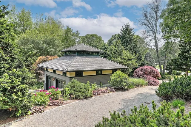 $2,850,000 | 13 No Bottom Ridge Road, Westerly, RI 02891