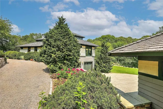 $2,850,000 | 13 No Bottom Ridge Road, Westerly, RI 02891