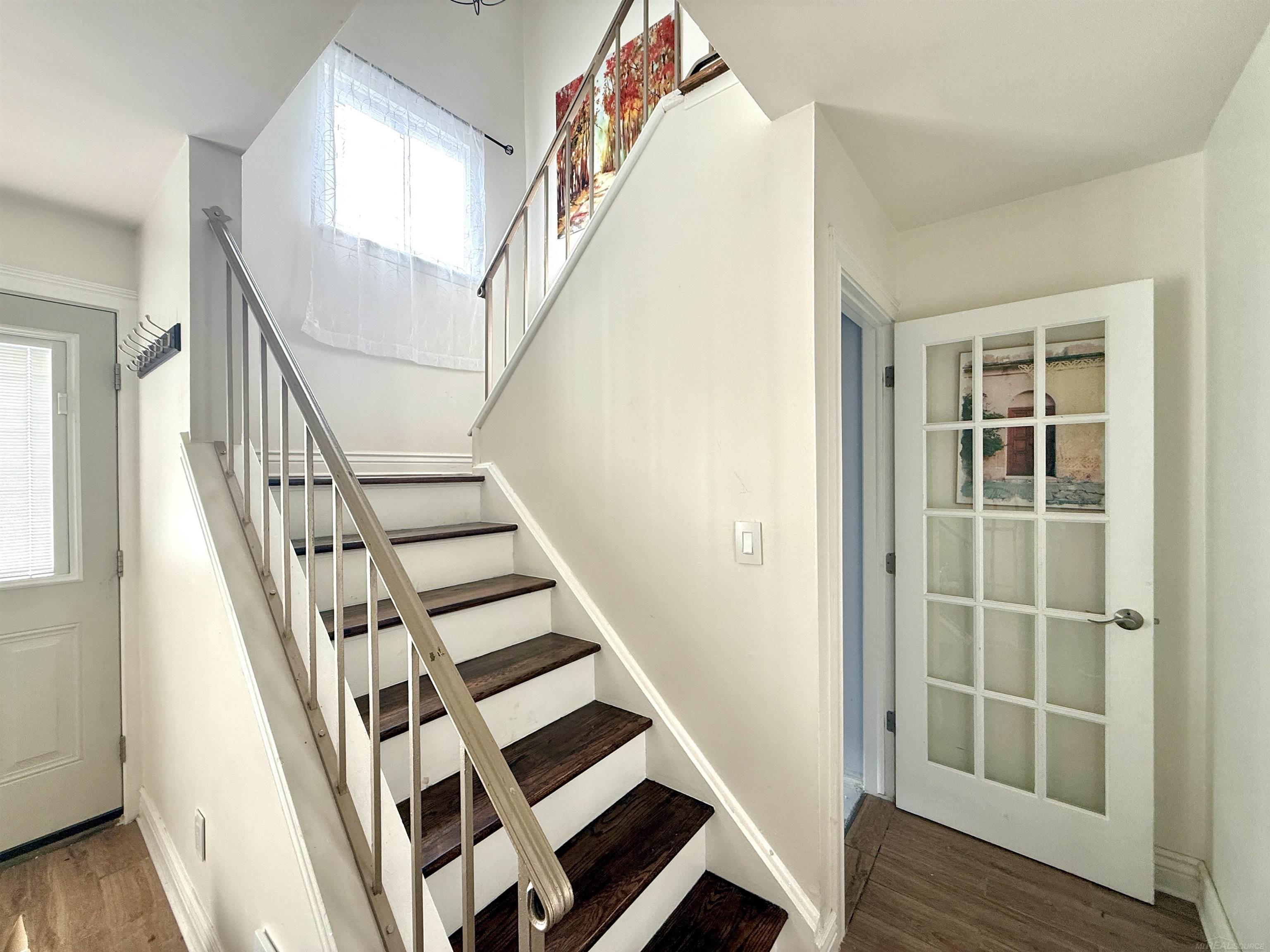8401 18 18 Mile Road Sterling Heights, MI 48313 - Photo 11 of 41 50212935-80c97224-3a5c-4b77-be52-4c70fab916ca.JPG