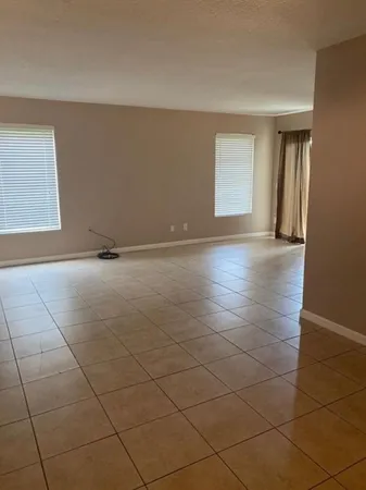 $1,900 | 2461 Southwest 82nd Avenue, Davie, FL 33324