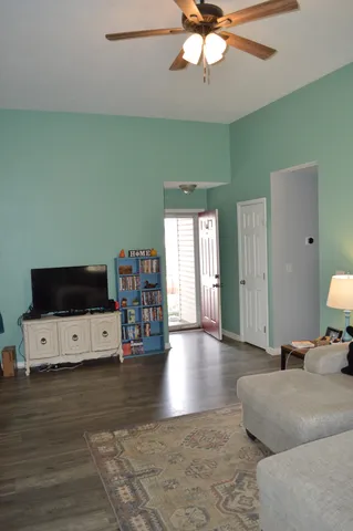 $315,000 | 101 Berele Shepsele Lane, La Vergne, TN 37086