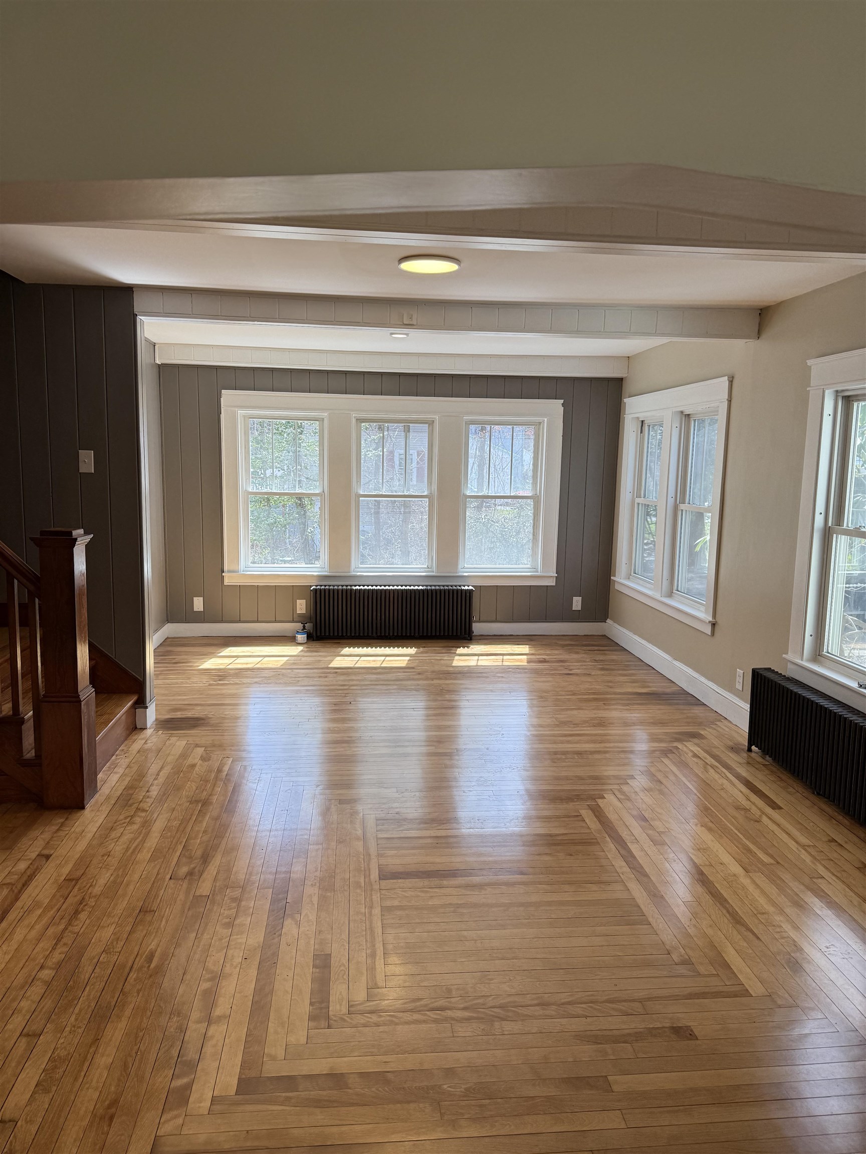 145 Elton Avenue Manchester, NH 03109 - Photo 6 of 17