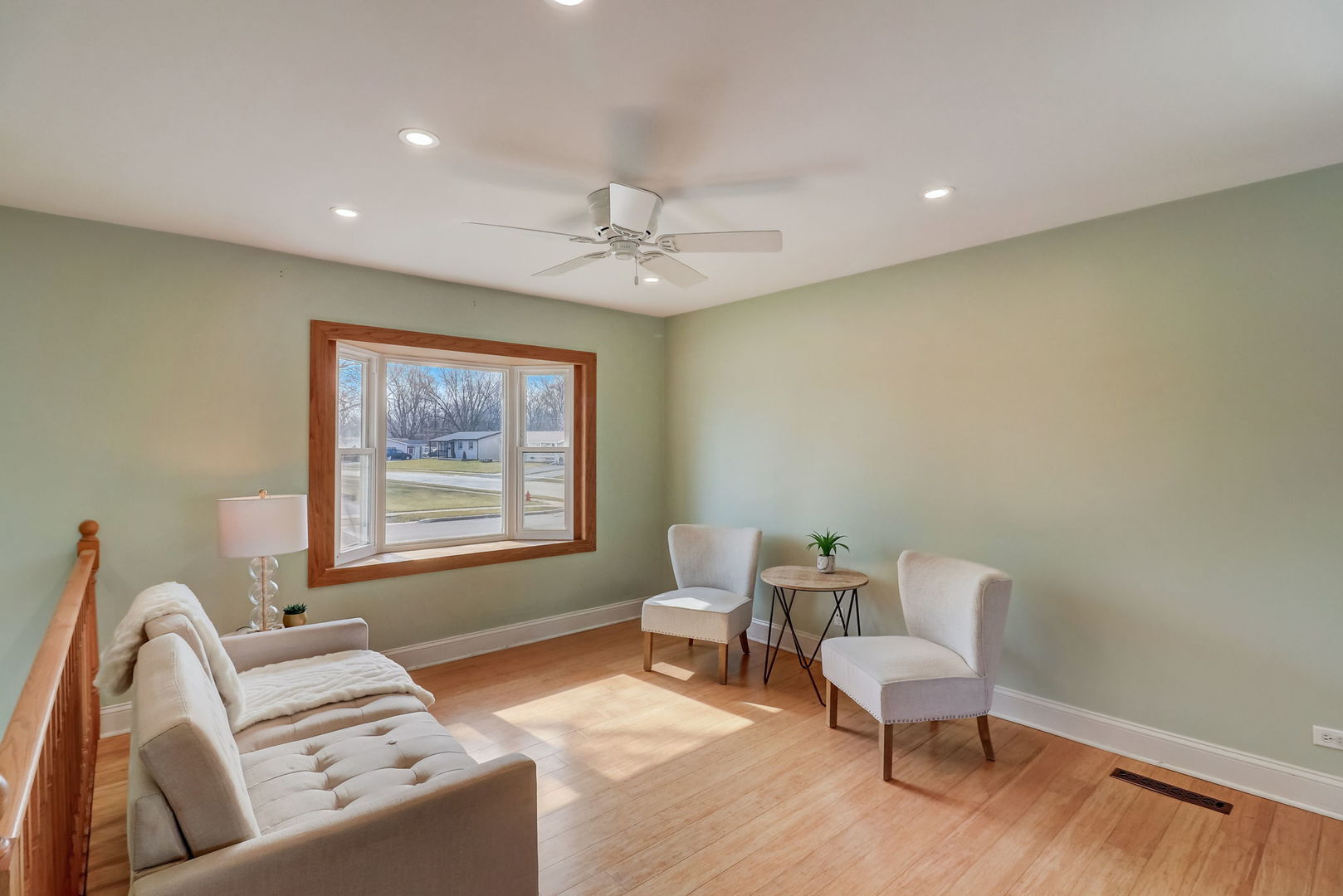 560 Willow Road Wauconda, IL 60084 - Photo 3 of 24 a living room with furniture and a window