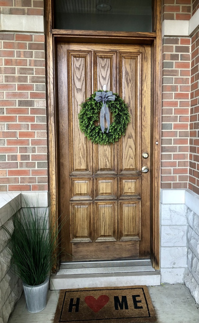 2038 West Race Avenue Chicago, IL 60612 - Photo 2 of 35 a view of front door of house