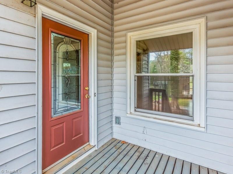 2872 Millwheel Road Pfafftown, NC 27040 - Photo 2 of 11 Front Door