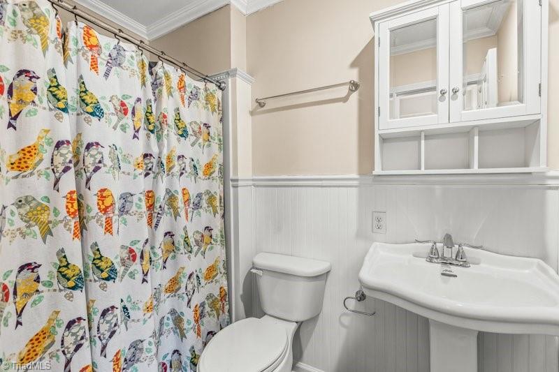 2872 Millwheel Road Pfafftown, NC 27040 - Photo 8 of 11 Primary Bath