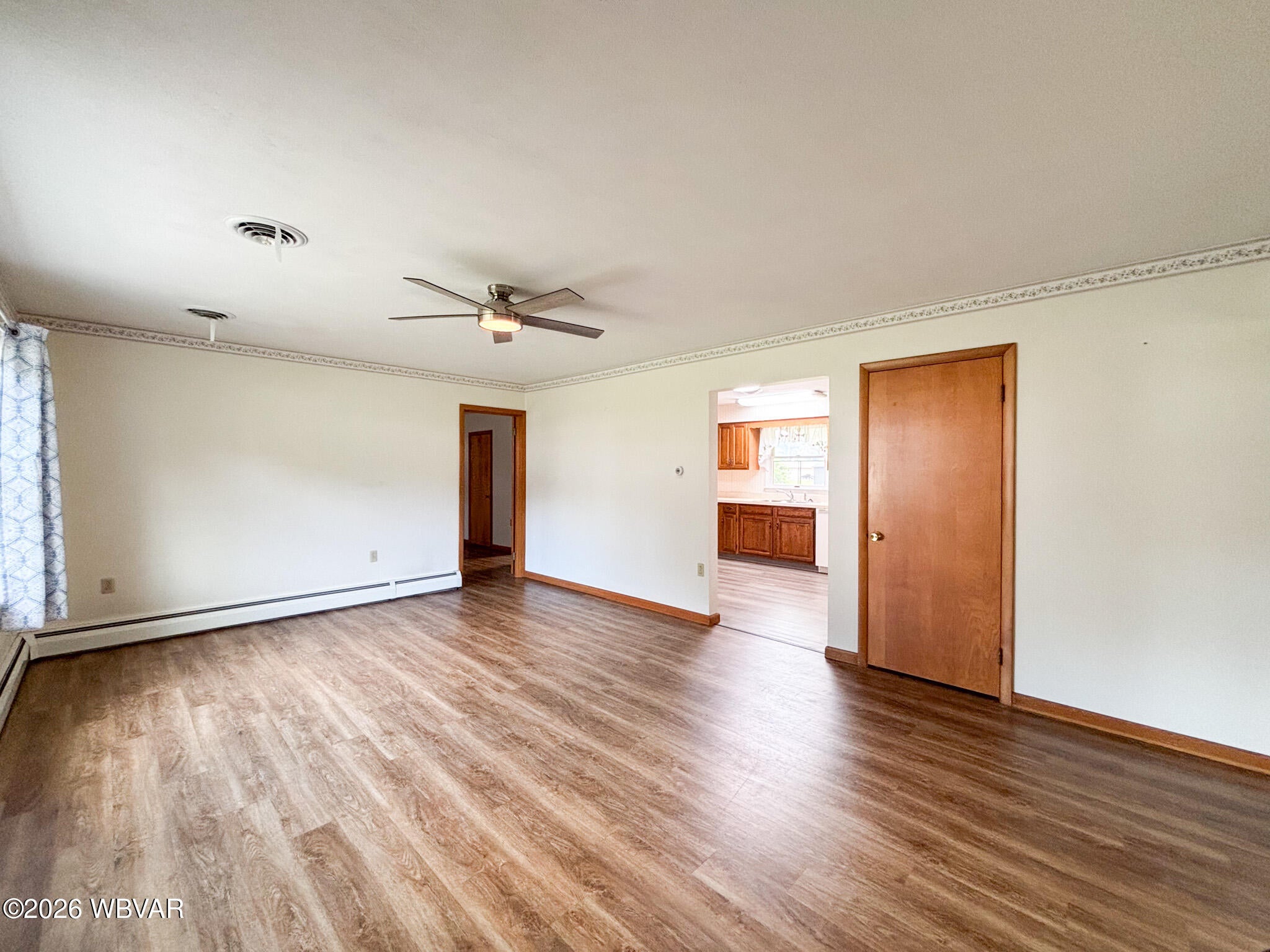8 Ridge Street Williamsport, PA 17701 - Photo 7 of 46 Living Room