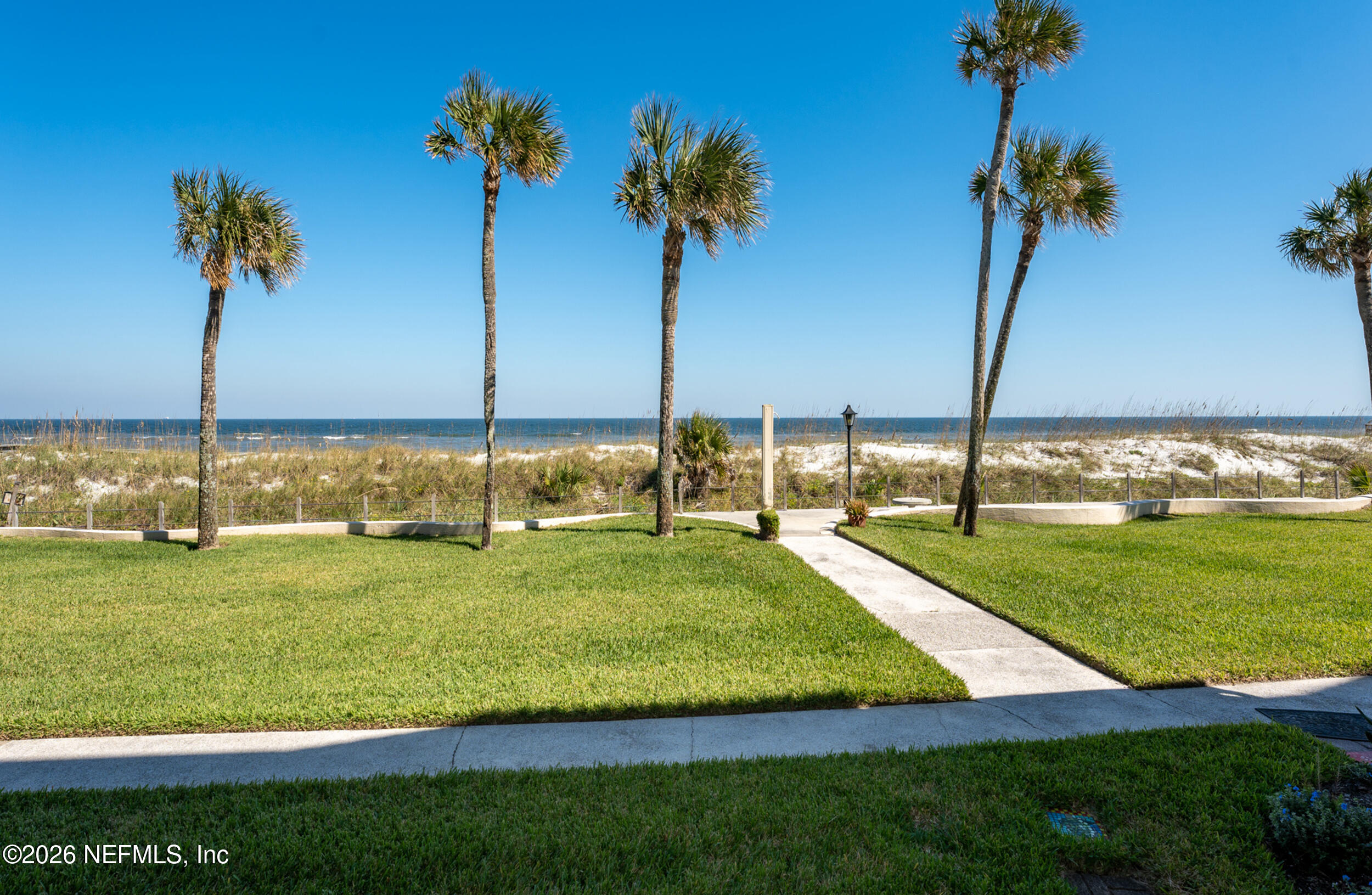 10 10th Street, Unit 9B Atlantic Beach, FL 32233 - Photo 37 of 63 Cloister Shared Green Space