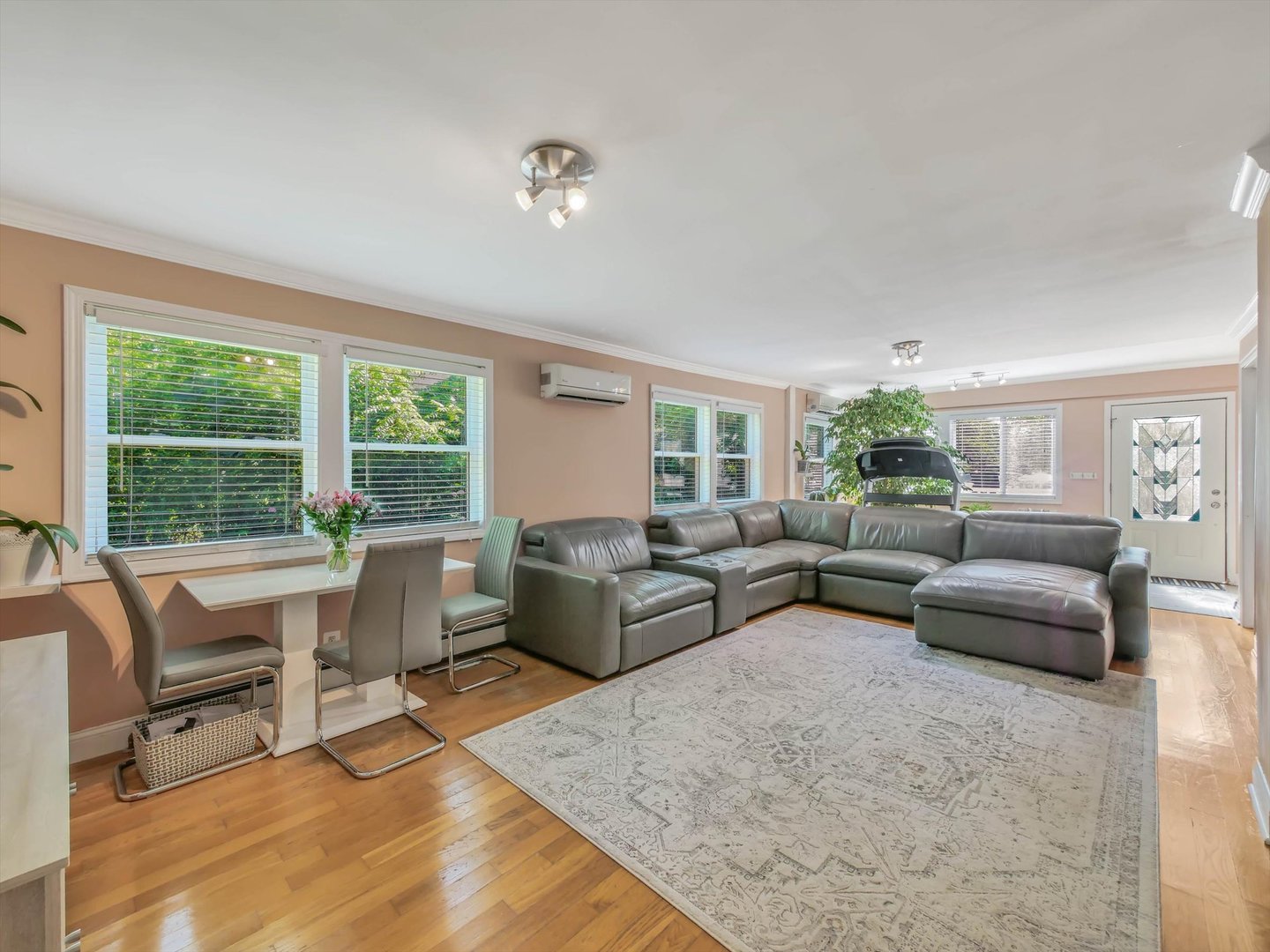 34179 North Hainesville Road Round Lake, IL 60073 - Photo 5 of 40 Gallery Image 5