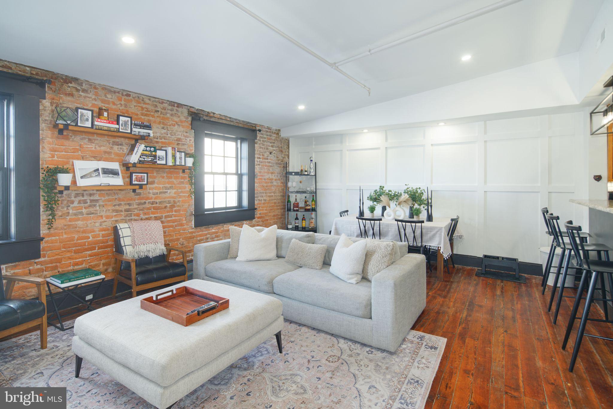 38 North Front St Unit 4D  