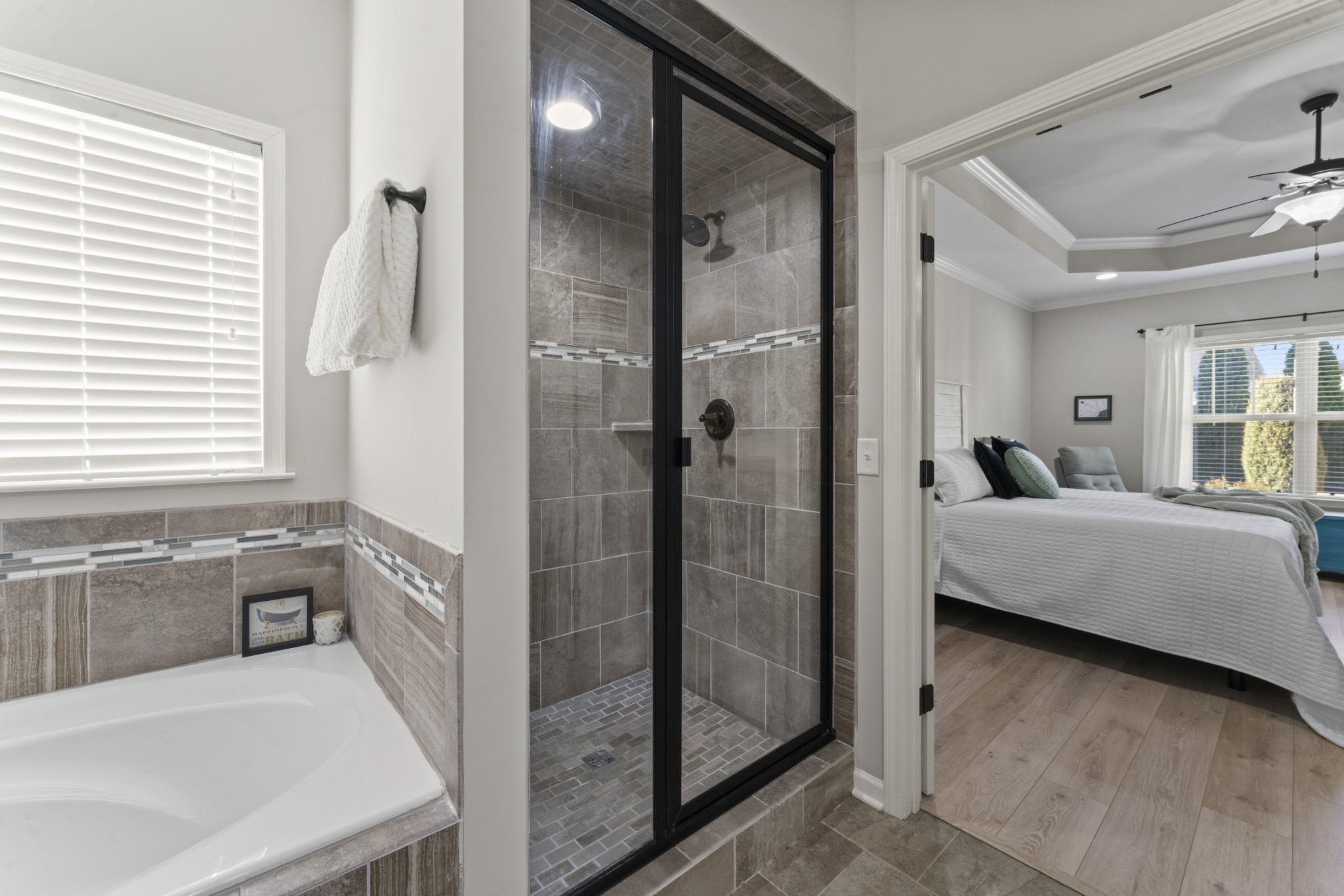 4425 Maximillion Circle Murfreesboro, TN 37128 - Photo 18 of 44 a en suite bathroom with a tub shower and sink