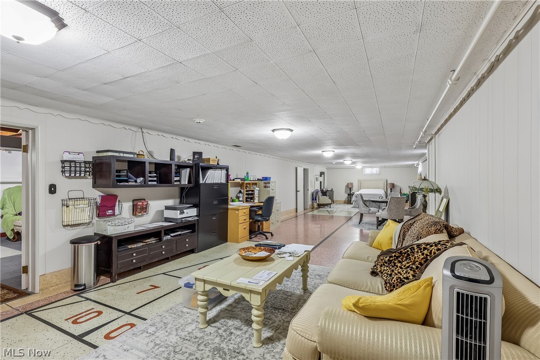836 Jacoby Road Akron, OH 44333 - Photo 24 of 45 Lower level owner's suite
