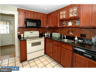 1319 Dill Road Havertown, PA 19083 - Photo 2 of 12 Kitchen