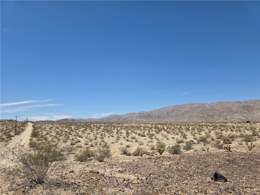 2 Baseline Road Twentynine Palms, CA 92277 - Photo 15 of 20 a view of city and mountain