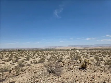 $800,000 | 2 Baseline Road, Twentynine Palms, CA 92277