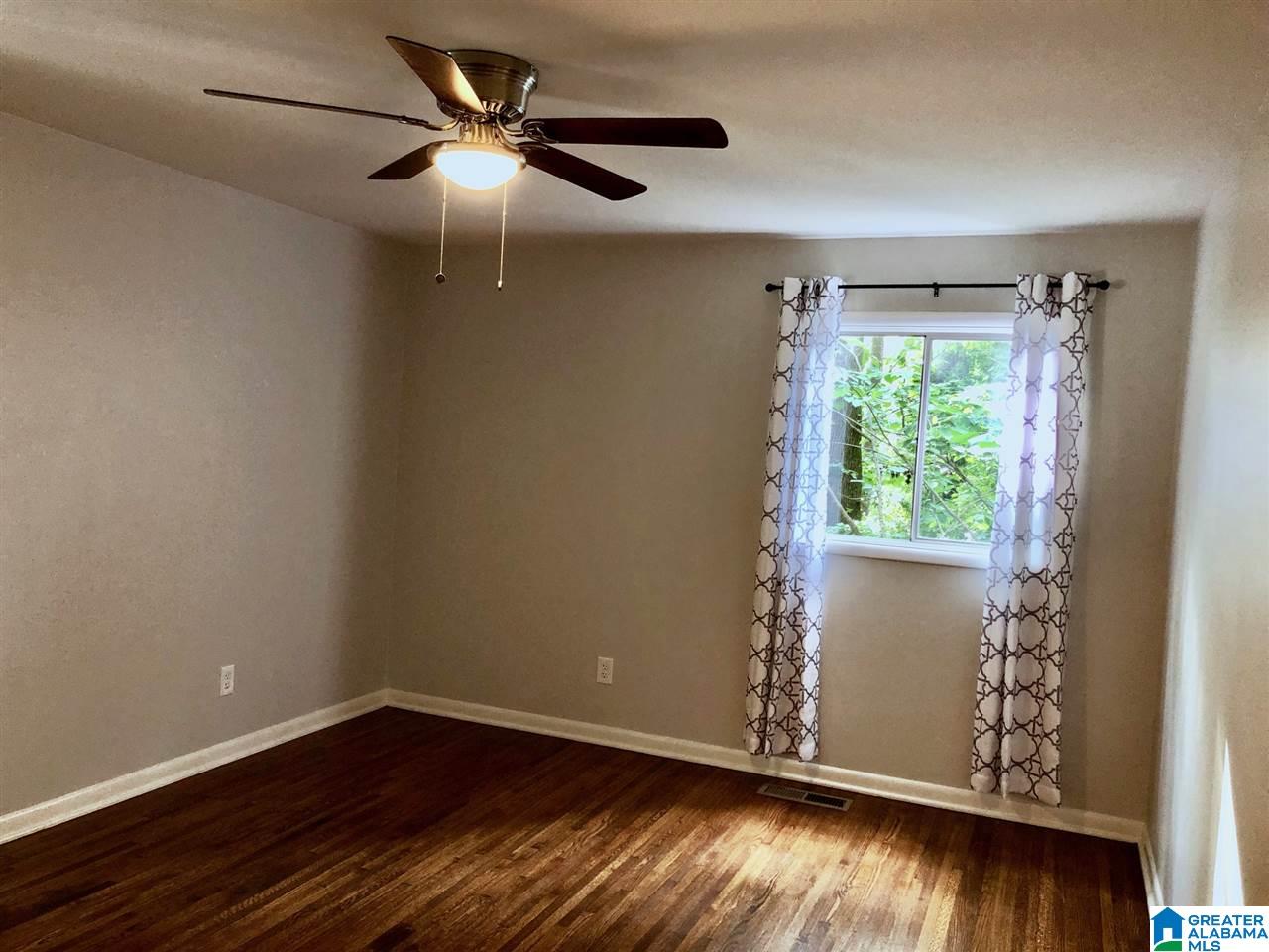 1608 Barry Avenue Birmingham, AL 35209 - Photo 12 of 24