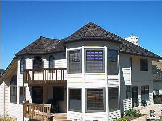 4528 Bennett View Drive Santa Rosa, CA 95404 - Photo 4 of 5 a front view of a house