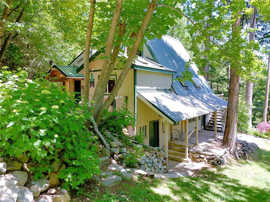 35 Sierra Buttes Road Sierra City, CA 96125 - Photo 30 of 37 a view of a house with a yard