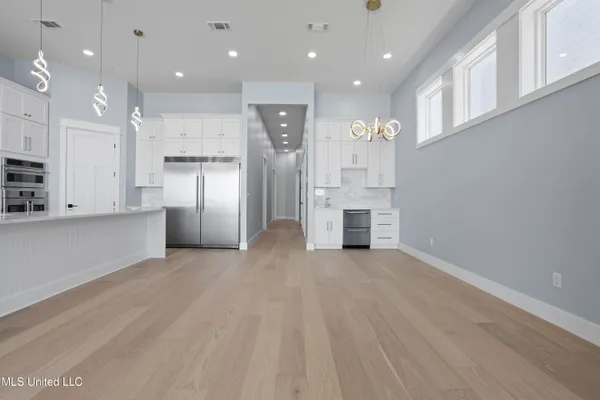 $1,998,000 | 1853 Beach Boulevard, Biloxi, MS 39531