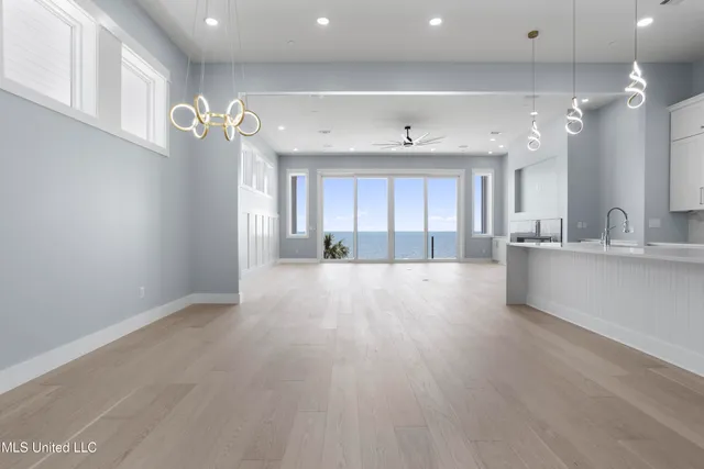 $1,998,000 | 1853 Beach Boulevard, Biloxi, MS 39531