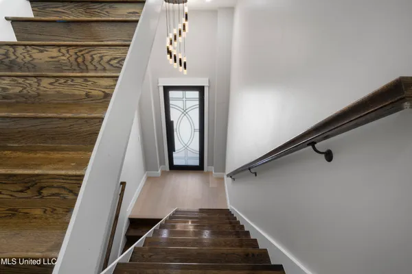 $1,998,000 | 1853 Beach Boulevard, Biloxi, MS 39531