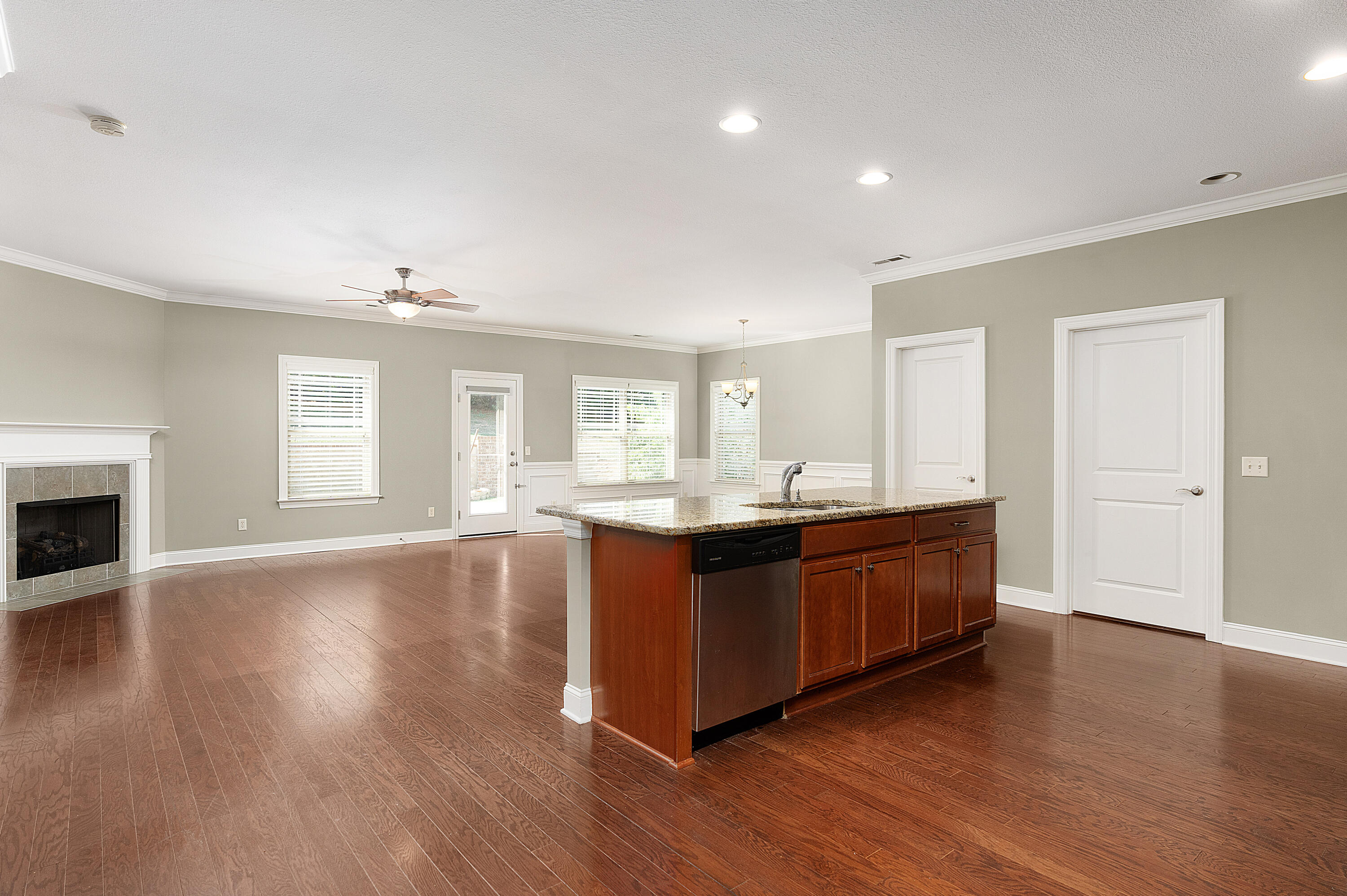 9729 Rookwood Circle Ooltewah, TN 37363 - Photo 7 of 36 27 - 9729 Rookwood - Interior