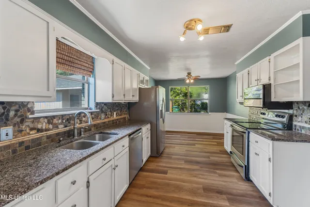 $275,000 | 102 Little John Drive, Petal, MS 39465