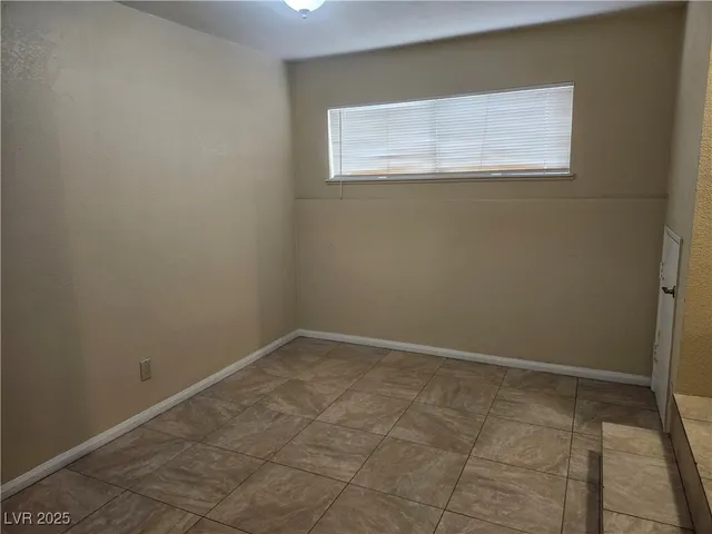 $1,900 | 103 South Mallard Street, Las Vegas, NV 89107