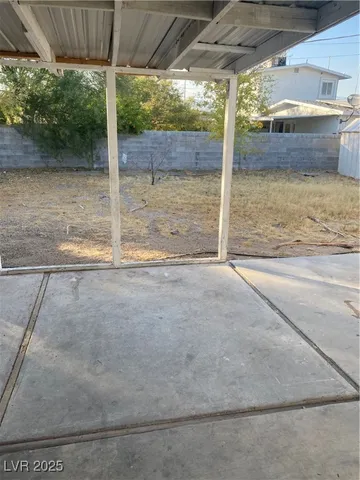 $1,900 | 103 South Mallard Street, Las Vegas, NV 89107