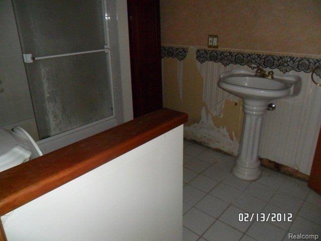 6270 East Dean Road Howell, MI 48855 - Photo 9 of 12 SAM_1182.JPG