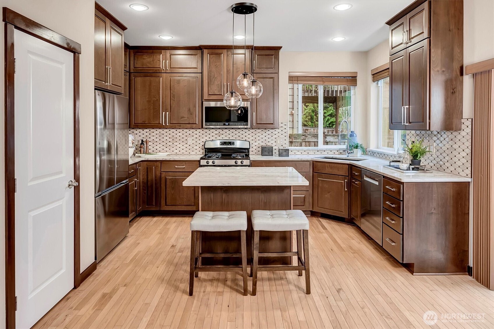 1310 174th Street Southeast Bothell, WA 98012 - Photo 9 of 28