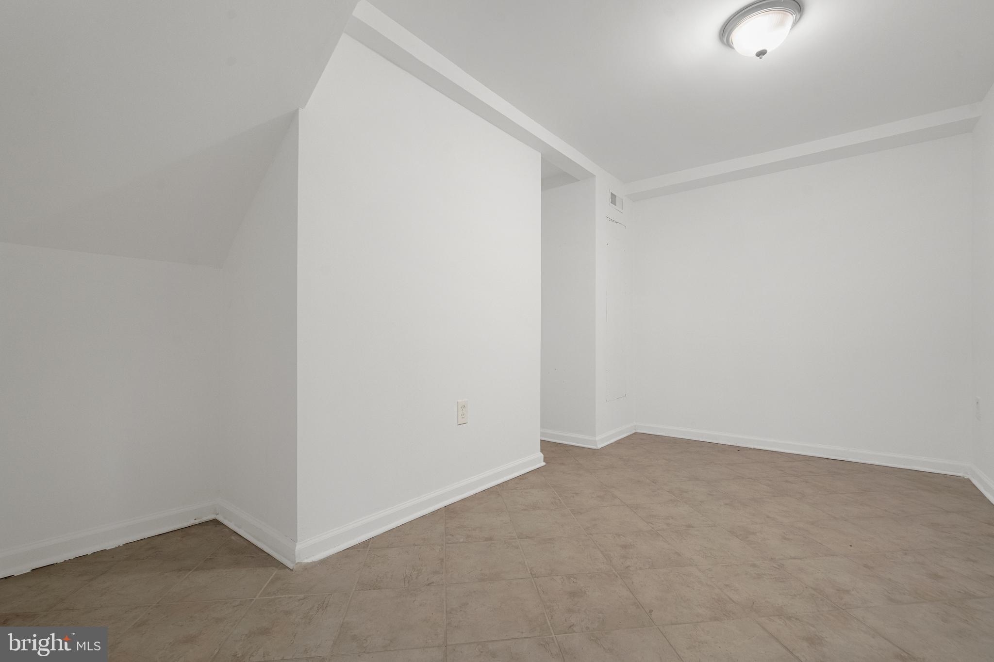 5505 Heming Avenue Springfield, VA 22151 - Photo 25 of 37