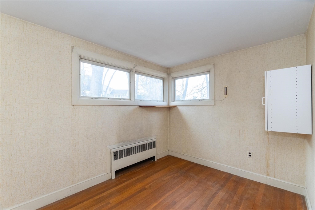 168 Richdale Road Needham, MA 02494 - Photo 8 of 18 an empty room with a window