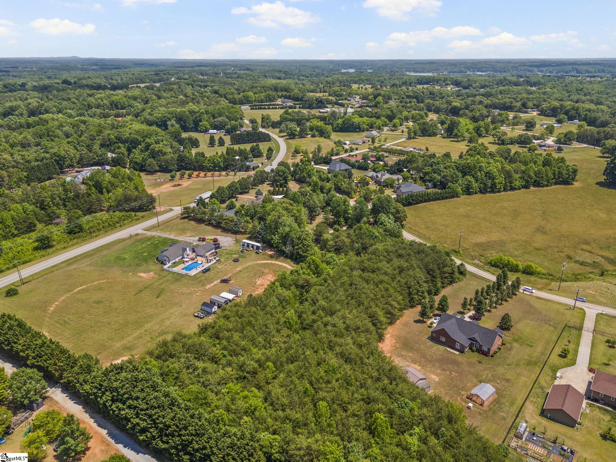 136 Prison Camp Road Campobello, SC 29322 - Photo 14 of 17